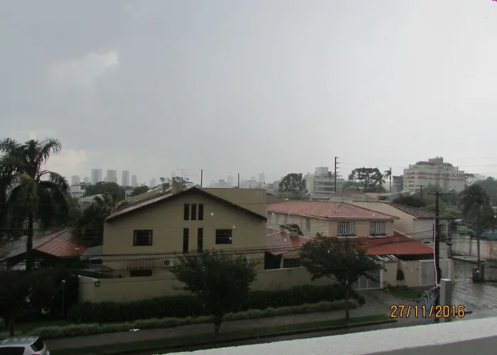 Villa Tata Suítes Ltda Curitiba